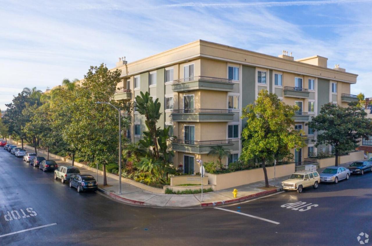 Beverly Hills 1br W Pool Gym Nr Restaurants Lax-1082 * Los Angeles