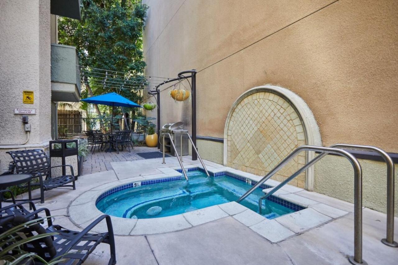 Beverly Hills 1br W Pool Gym Nr Restaurants Lax-1082 *